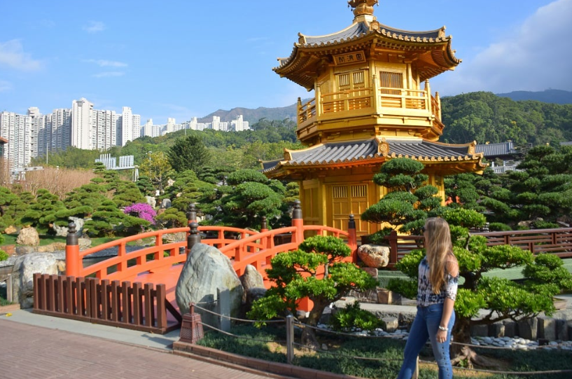 Top 3 Hong Kong Travel Attractions Nobody Should Miss - eliebaroud23
